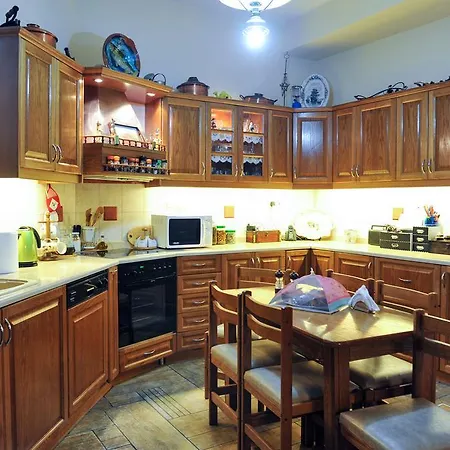Maria's Traditional House *