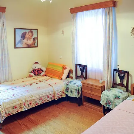 Maria's Traditional House Holiday home *